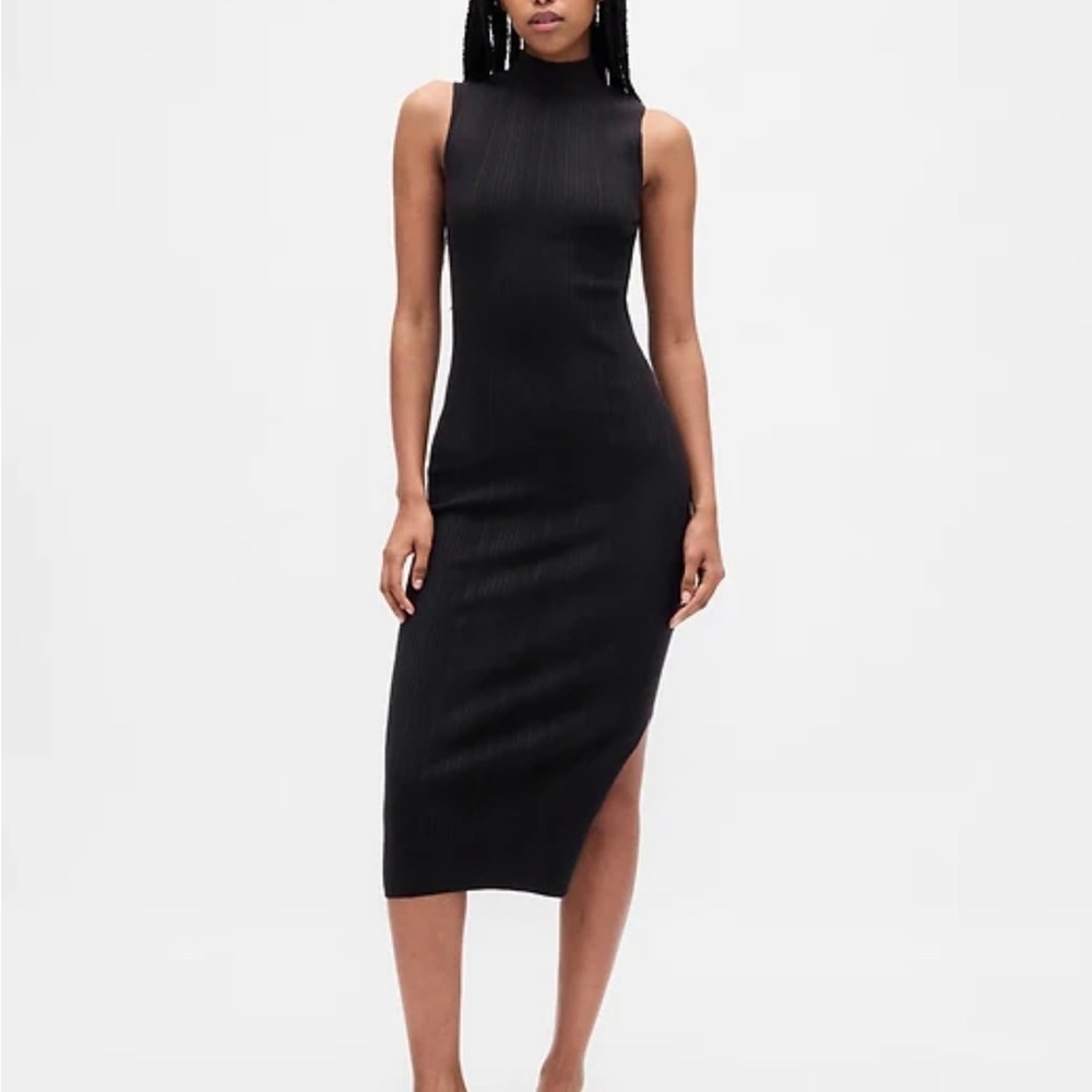 Elegant Black Sleeveless Dress by the GAP NWT
